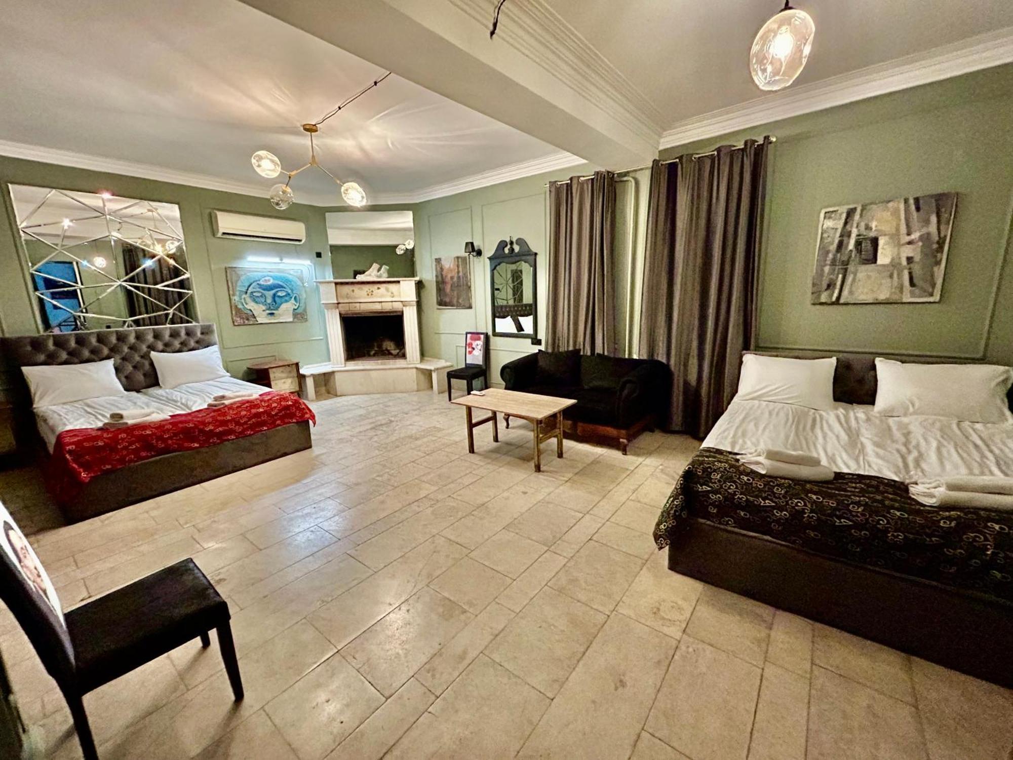 Art Hotel Home Tbilisi Eksteriør billede